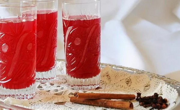 Ramazan Şerbeti Nasıl Yapılır? Ferahlatıcı Ramazan Şerbeti Tarifi